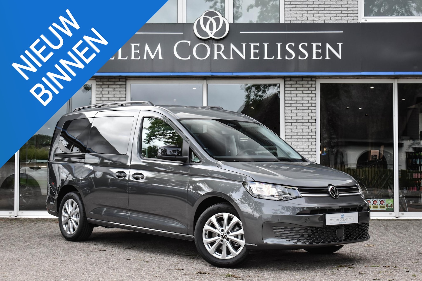 Volkswagen Caddy Maxi - 1.5TSI eHybrid Life Stoelverwarming Camera - AutoWereld.nl