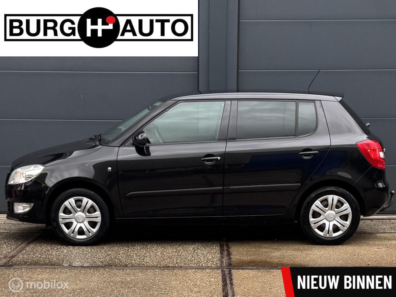 Skoda Fabia - 1.2 TSI Sprint - 2E EIGENAAR - SKODA DEALER ONDERHOUDEN - AIRCO - TREKHAAK - CRUISE CONTRO - AutoWereld.nl