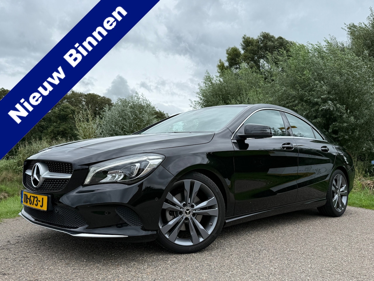 Mercedes-Benz CLA-Klasse - 180 Business Solution Automaat / Uniek 31.575 km / 1e Eigenaar / Camera / H-Leder / Navi / - AutoWereld.nl