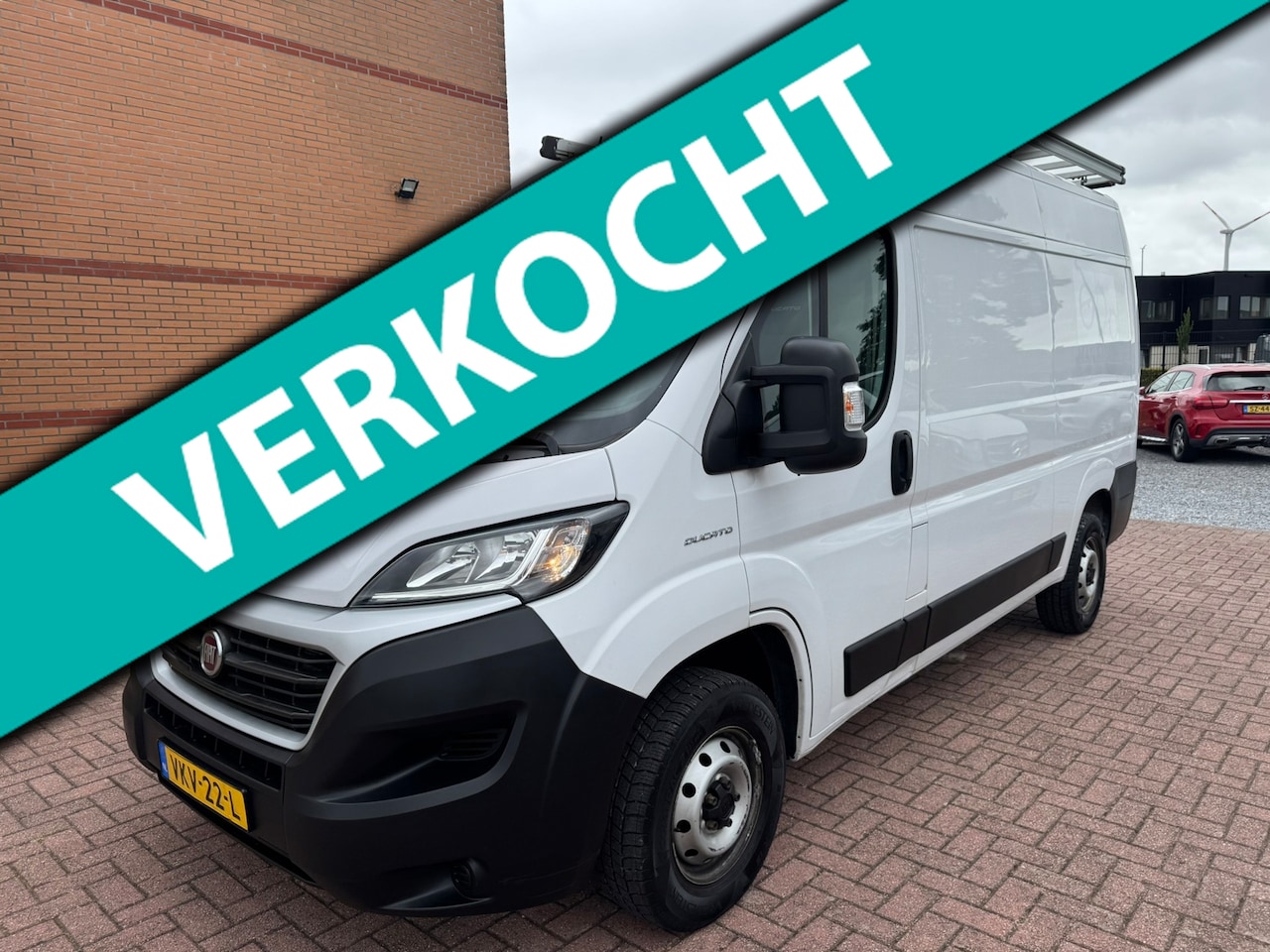 Fiat Ducato - 30 2.3 MultiJet L2H2 30 2.3 MultiJet L2H2, Euro 6, Imperiaal, 3 Zits, Trekhaak, Navi, Clima, Camera, - AutoWereld.nl