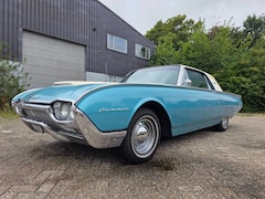 Ford Thunderbird - coupe