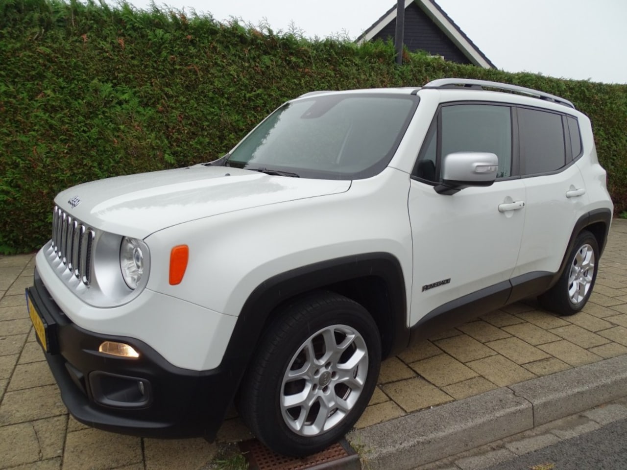 Jeep Renegade - 1.4 M.AIR FREEDOM-Cruise-Blth-Navi-Usb/Aux - AutoWereld.nl