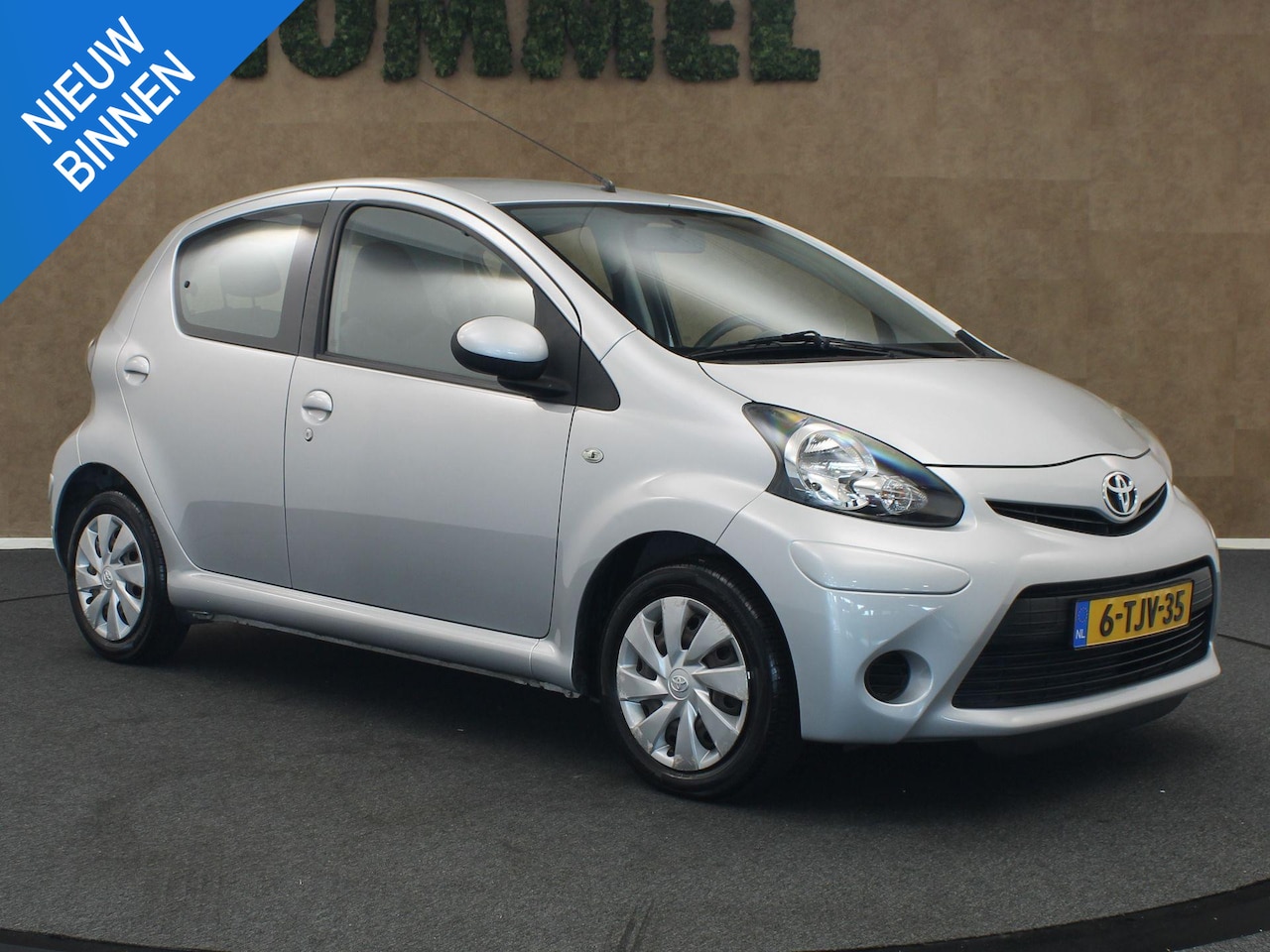 Toyota Aygo - 1.0 VVT-i Comfort - AIRCO - AUDIO TOYOTA - BLUETOOTH - ELEKTRISCHE RAMEN VOOR - VOLLEDIG O - AutoWereld.nl