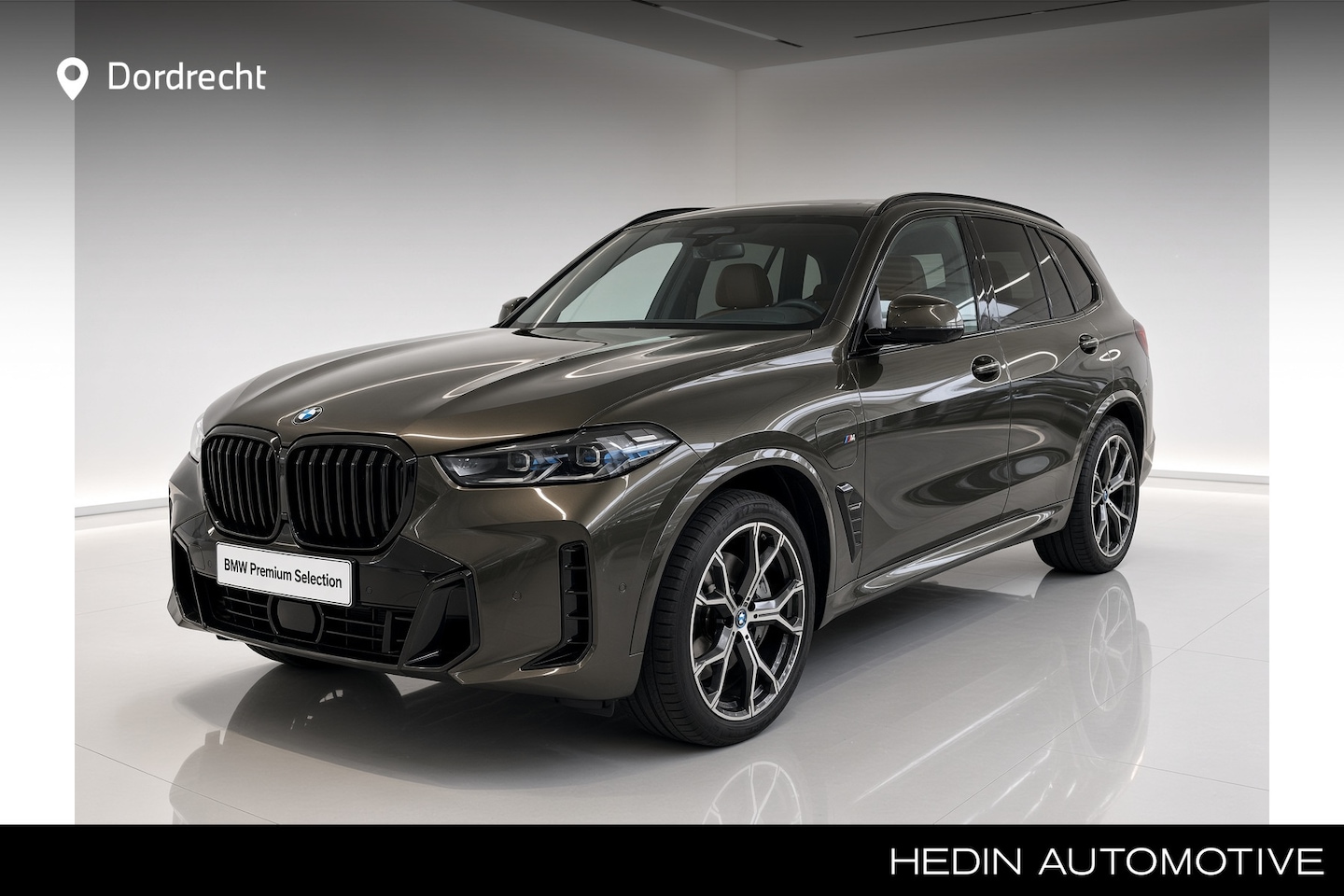 BMW X5 - xDrive50e M-Sport | 21" | Comfort Zetels | Panorama | Harman Kardon | Driving Assistant P - AutoWereld.nl