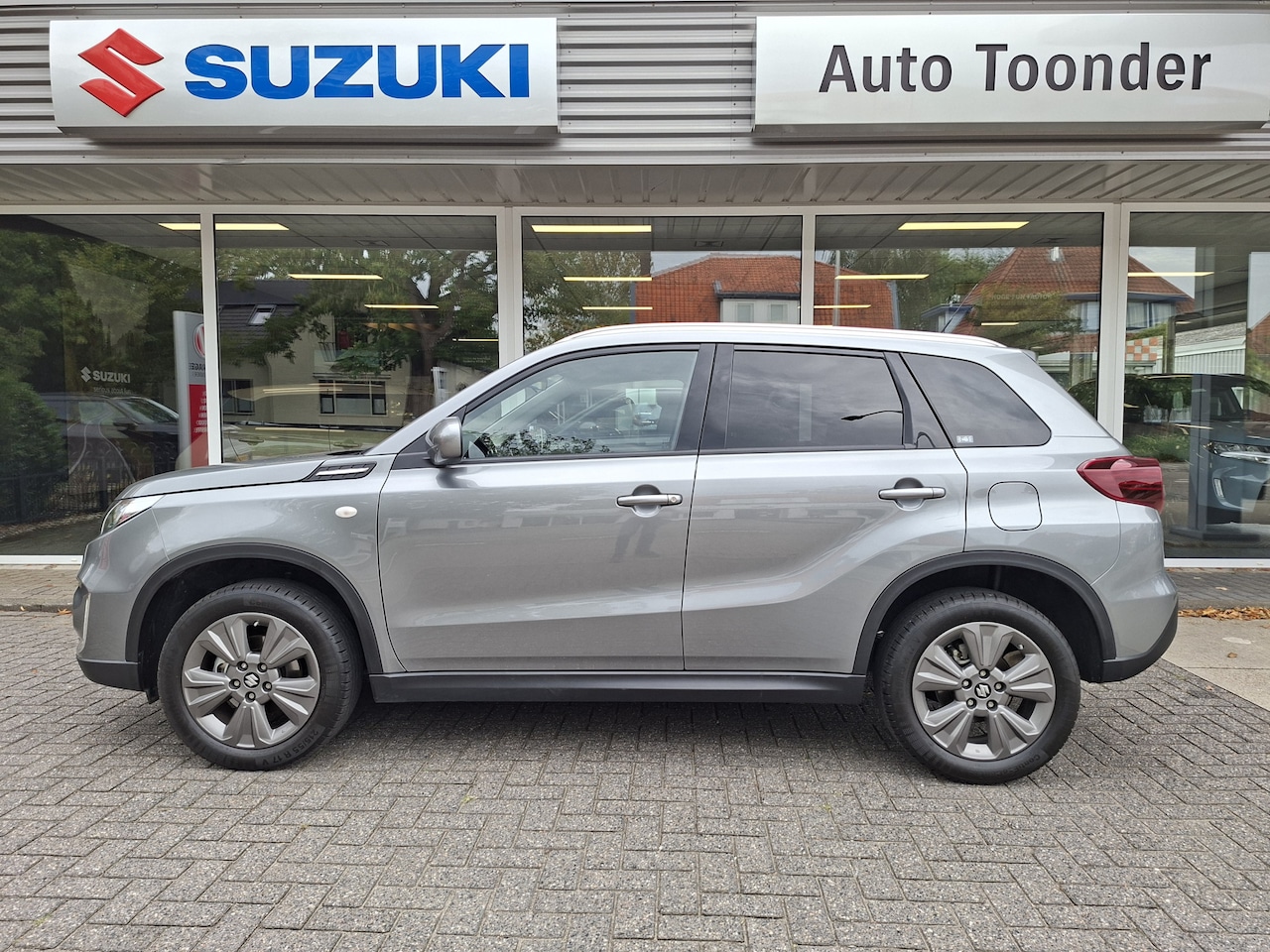 Suzuki Vitara - 1.4 Boosterjet Select Smart Hybrid 1.4 Boosterjet Select Smart Hybrid - AutoWereld.nl