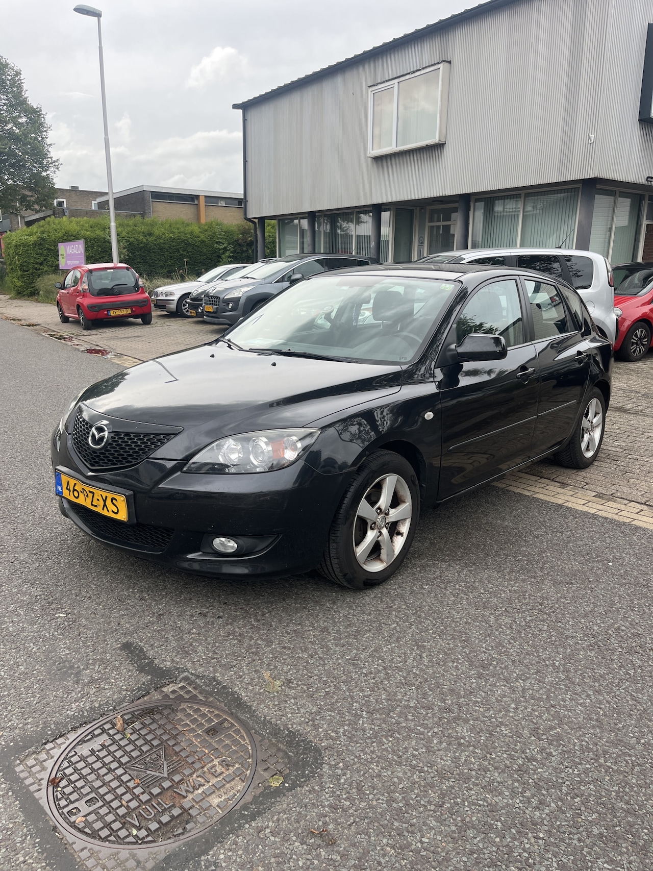Mazda 3 Sport - 1.6 Touring 5 Deurs,Airco. Apk 10-02-2027 Goed rijdende Mazda (heeft wel hier en daar een - AutoWereld.nl