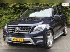Mercedes-Benz ML-klasse - 350 BLUETEC 4MATIC 259PK Automaat Grijs Kenteken Panoramadak| Trekhaak | Parkeercamera | M