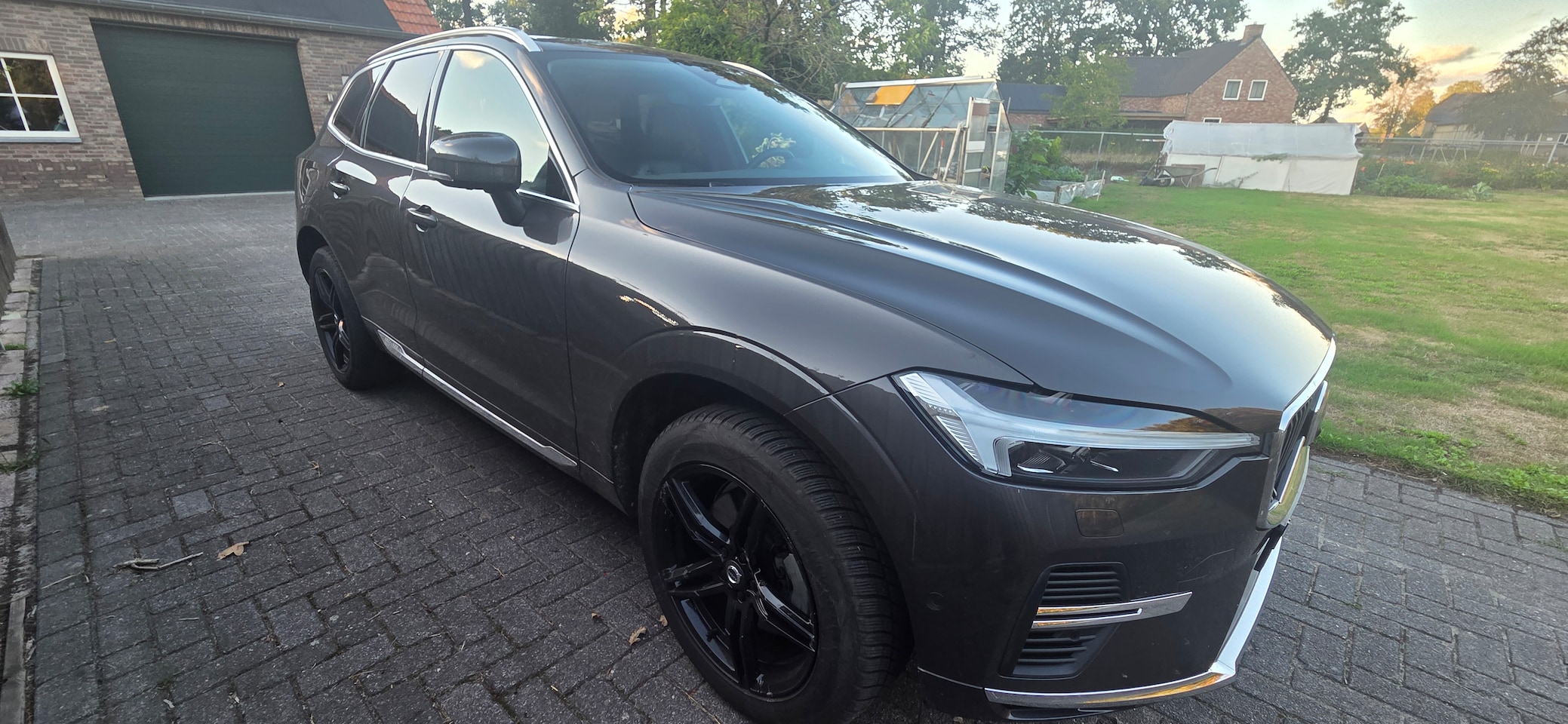 Volvo XC60 - 2.0 Recharge T8 AWD Plus Bright - AutoWereld.nl