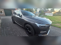 Volvo XC60 - 2.0 Recharge T8 AWD Plus Bright