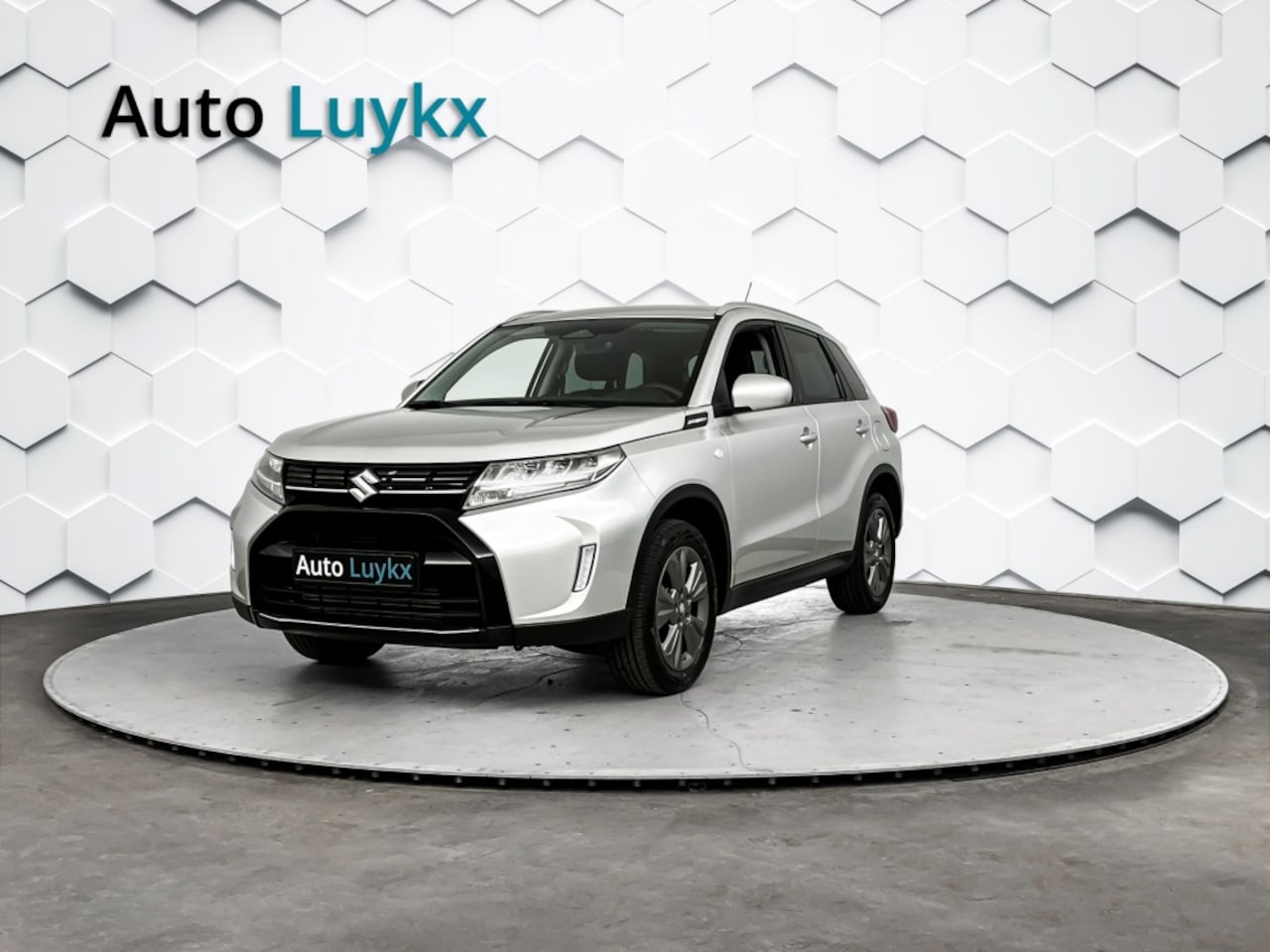 Suzuki Vitara - 1.4 Select Smart Hybrid Automaat | Navigatie | Adaptieve Cruise Control | Parkeercamera - AutoWereld.nl