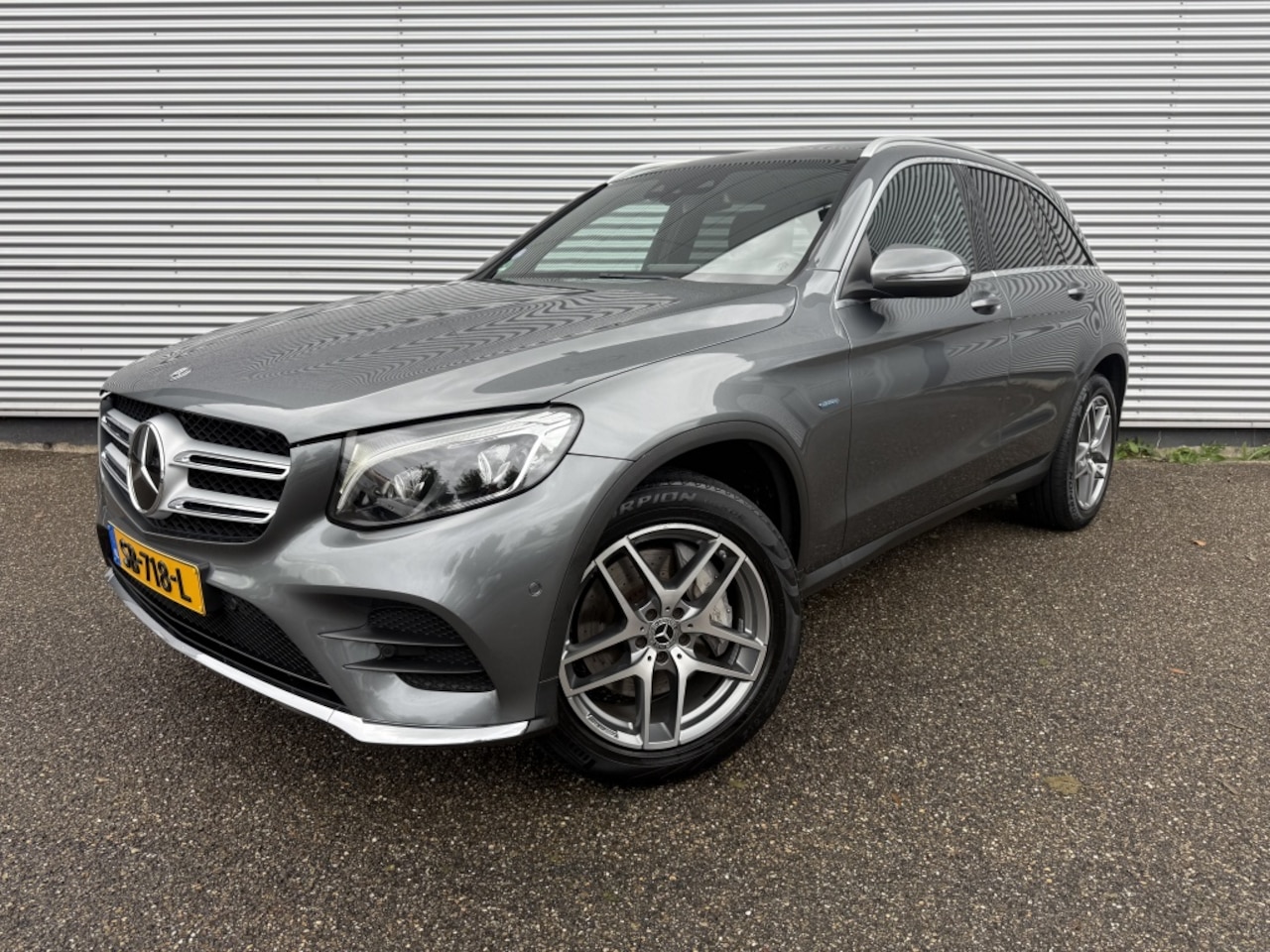 Mercedes-Benz GLC-klasse - 350e 4Matic Bus.Sol. AMG Pano Trekhaak Sfeer Camera ACC - AutoWereld.nl