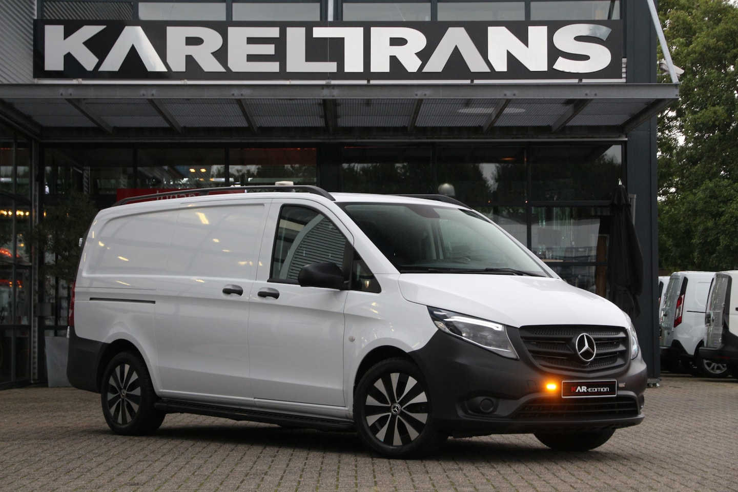 Mercedes-Benz Vito - 190PK CDI | Aut. | 4Matic / 4x4 | 2x Schuifdeur | Werkplaats inrichting.. - AutoWereld.nl