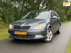 Skoda Octavia Combi - 1.8 TSI Ambition Business Line | DSG + Cruise control Nu € 1.950,