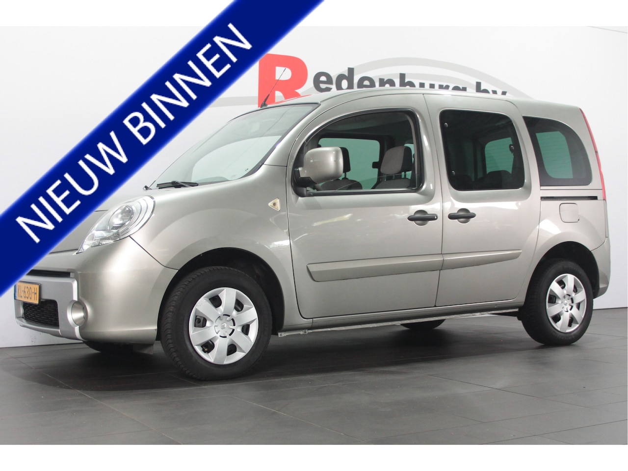 Renault Kangoo Family - 1.6-16V Privilège - Automaat - 5 pers. - AutoWereld.nl
