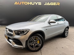 Mercedes-Benz GLC-klasse Coupé - 300e 4MATIC AMG Pano Carplay Alcantara Hout-Inleg Camera Sfeerverlichting