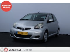 Toyota Aygo - 1.0-12V Comfort/ 5-Drs/ Airco/ C.V. Afstand/ Elek. Ramen/ Isofix/ Radio-CD AUX/ Deelbare a