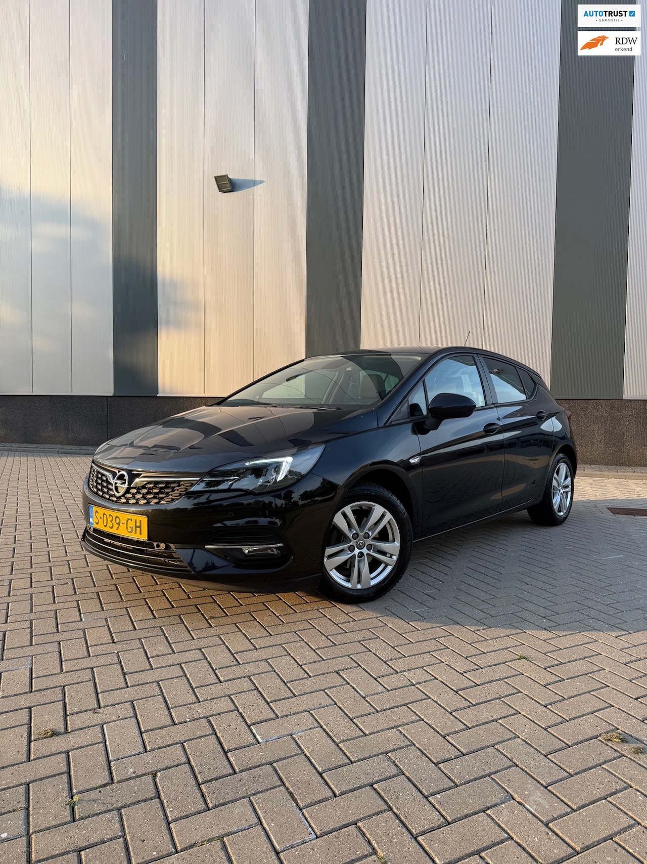 Opel Astra - 1.4 Blitz Elegance 2021 Automaat - AutoWereld.nl