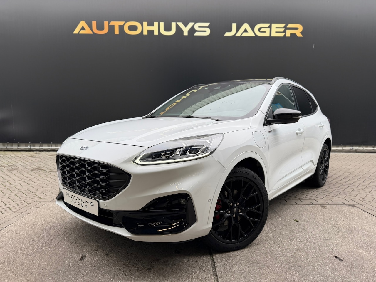 Ford Kuga - 2.5 PHEV ST-Line X Automaat Trekhaak Camera Navi Sportstoelen - AutoWereld.nl