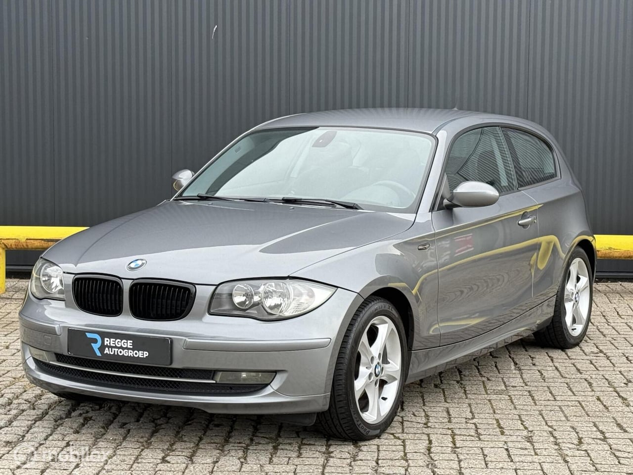 BMW 1-serie - 118i High Executive APK - AutoWereld.nl