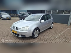 Volkswagen Golf - 1.6 FSI Optive 3
