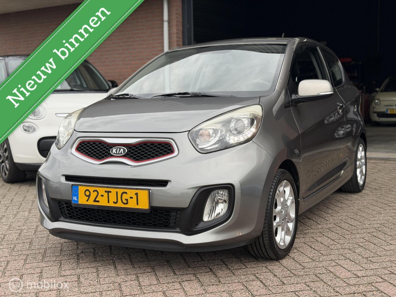 Kia Picanto - 1.2 CVVT Comfort Pack XENON|KEYLESS|AIRCO|APK!! - AutoWereld.nl