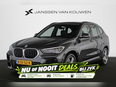 BMW X1 - xDrive25e M Sport Stoelverwarming LED Sportstoelen Navi