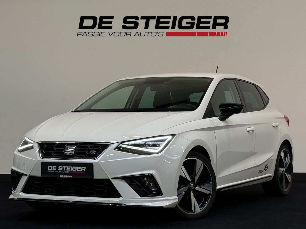 SEAT Ibiza - 1.0 TSI FR Cruise Led Sfeer Stoelverwarming 18 inch - AutoWereld.nl