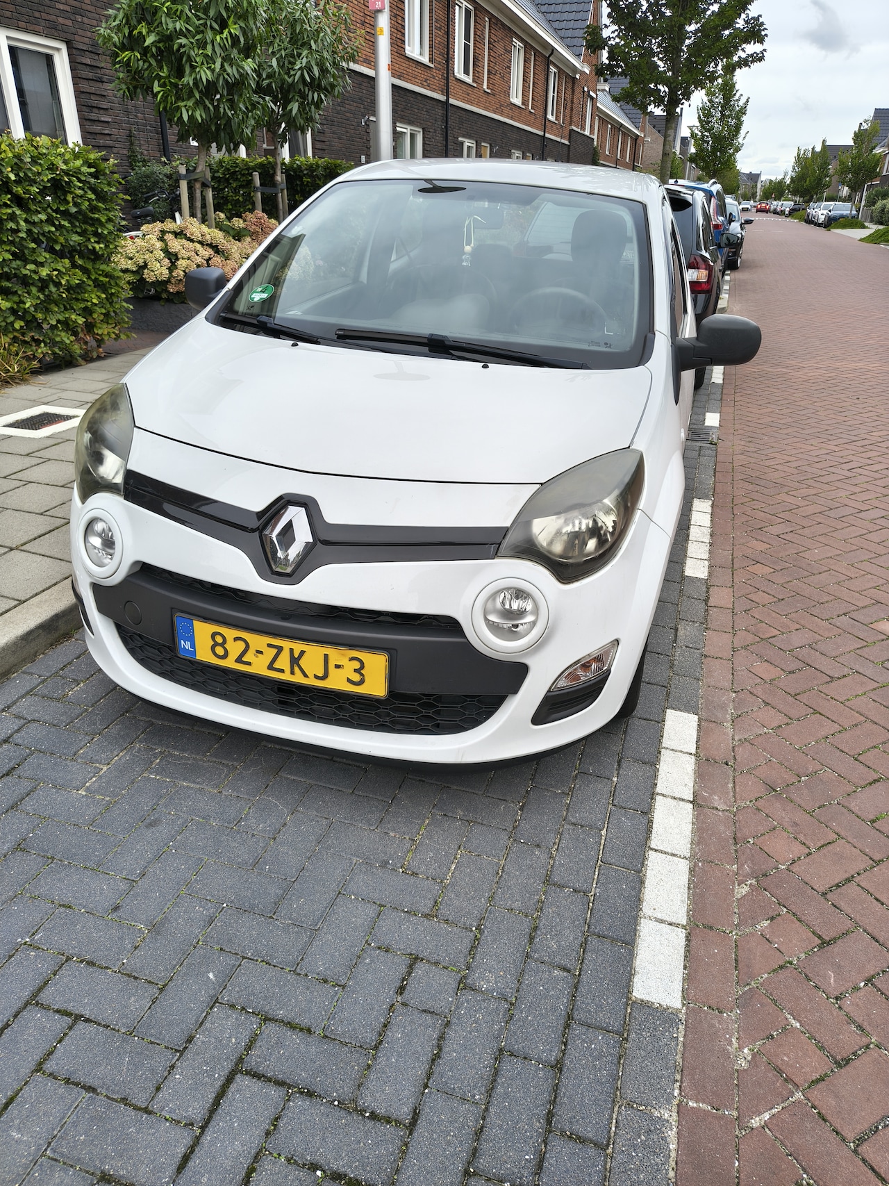 Renault Twingo - 1.2-16V Authentique - AutoWereld.nl