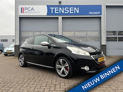 Peugeot 208 - 1.6 200PK THP GTi | Panoramadak | JBL | Navigatie | Climate control | NL auto |