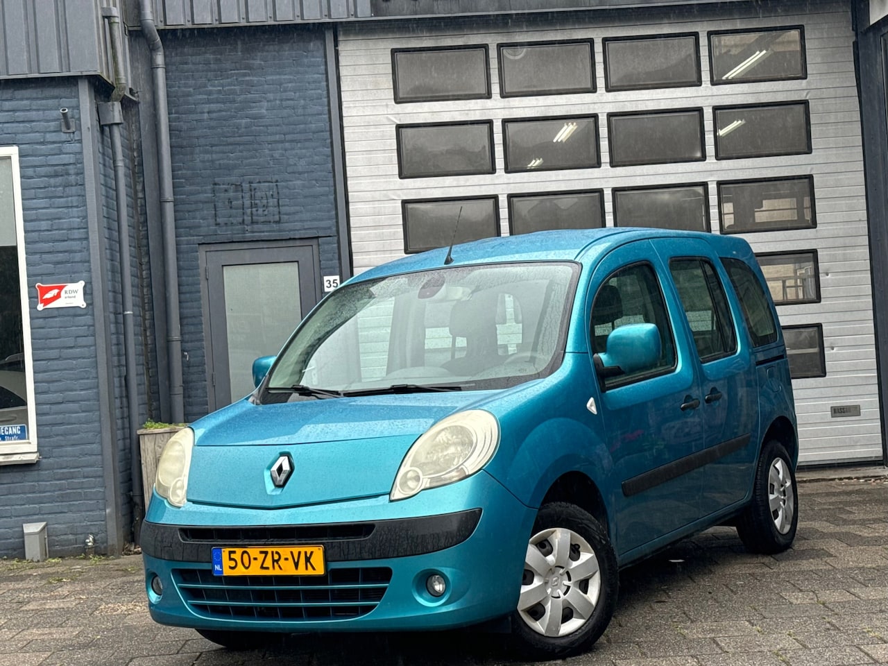 Renault Kangoo Family - 1.6-16V Expression | Airco | Trekhaak | APK - AutoWereld.nl