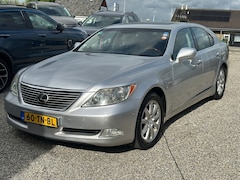 Lexus LS 460 - President SoftClose Adaptief Cruise Camera FlitsRadar twv 5000Euro Bomvol NL Auto