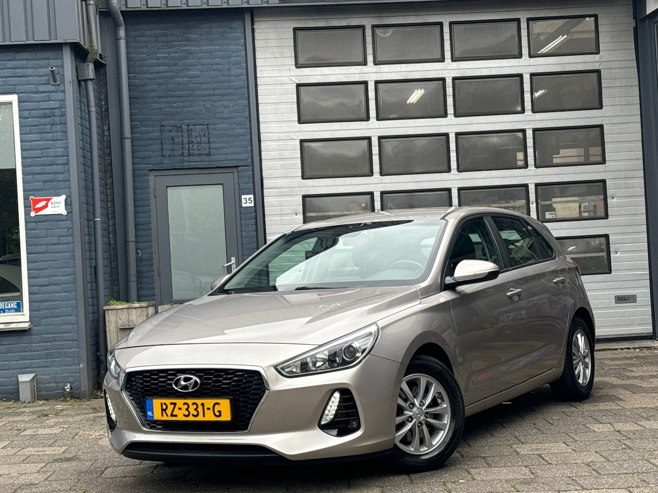 Hyundai i30 - 1.0 T-GDI Comfort | Clima | Camera | Cruise | N.A.P - AutoWereld.nl