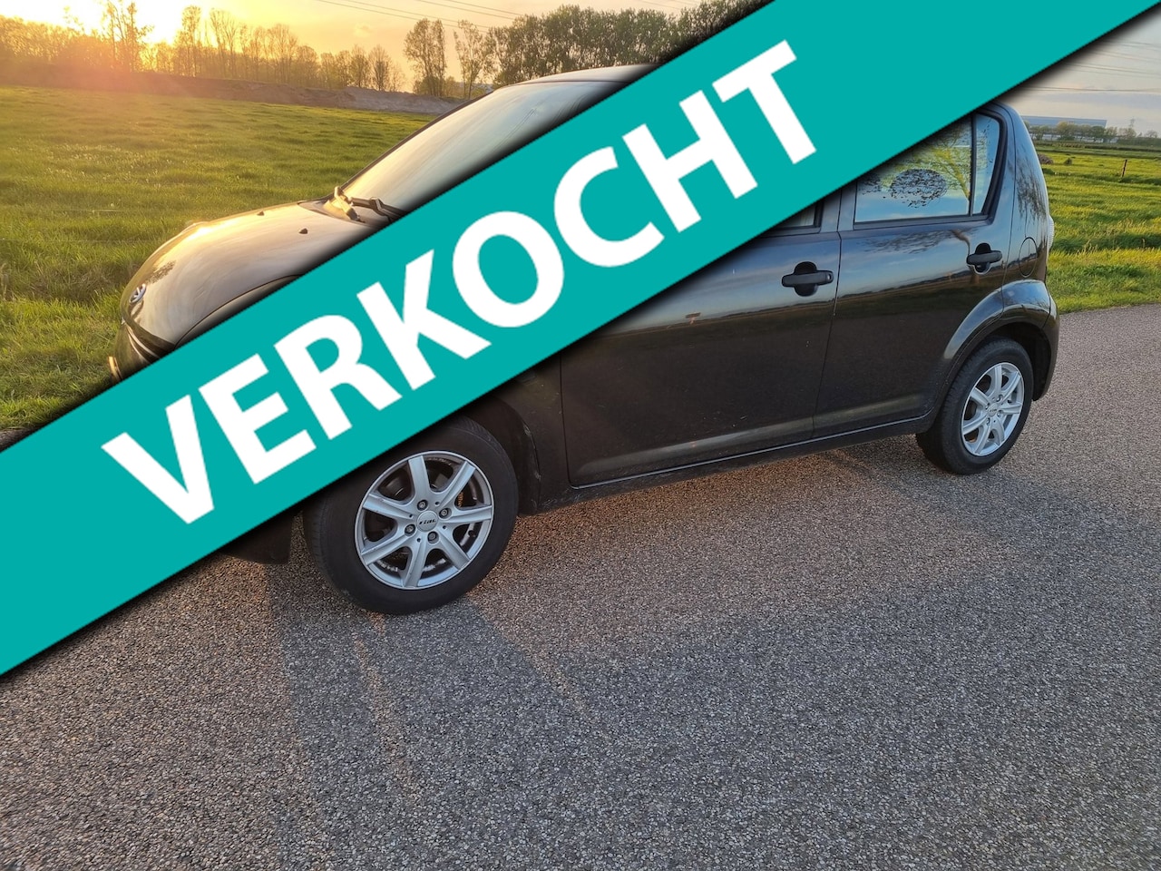 Daihatsu Sirion 2 - 1.3-16V Comfort 5 deurs - AutoWereld.nl