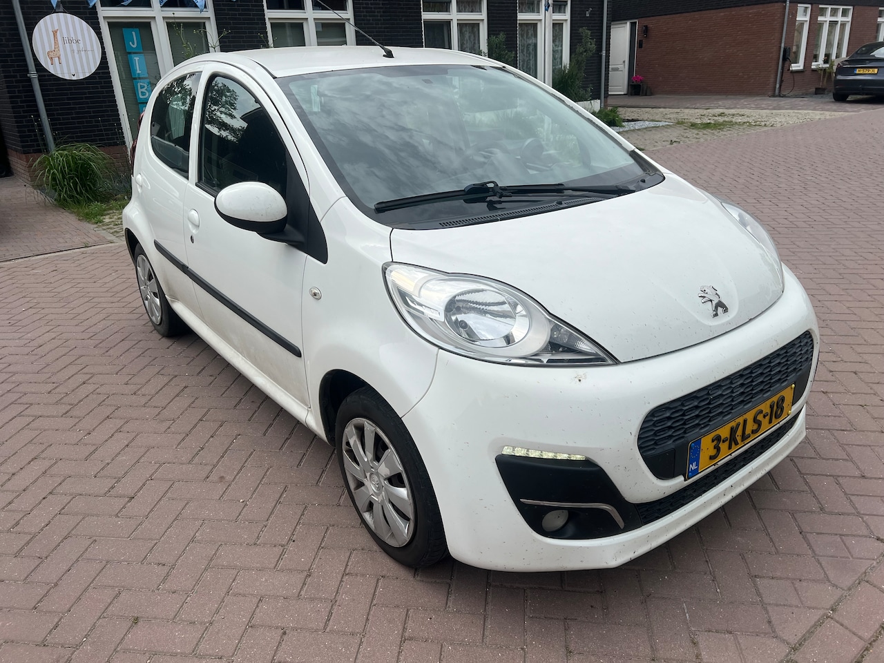 Peugeot 107 - 1.0 Active Nieuwe apk. - AutoWereld.nl