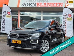 Volkswagen T-Roc - 1.5 TSI Style Automaat BJ.11-2021 / Navi / Climate Control / Camera / Led / Stoelverwarmin