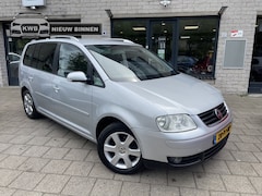 Volkswagen Touran - 2.0-16V Highline Trekhaak Distributie VV
