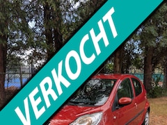 Peugeot 107 - 1.0-12V XR 5 deurs Nieuwe apk