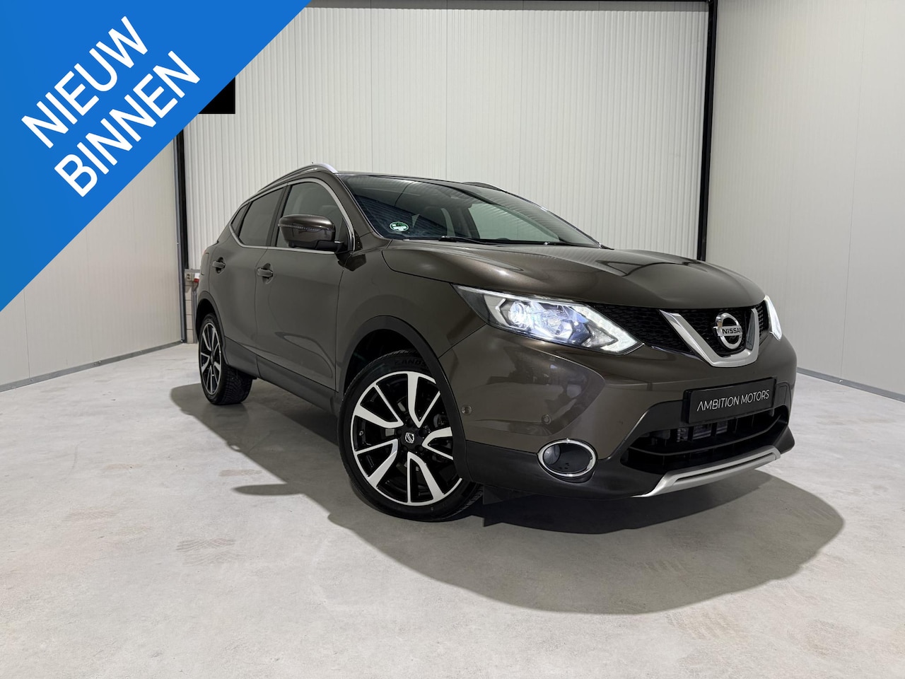 Nissan Qashqai - 1.2 Tekna PANO/360cam/Elek.stoel - AutoWereld.nl