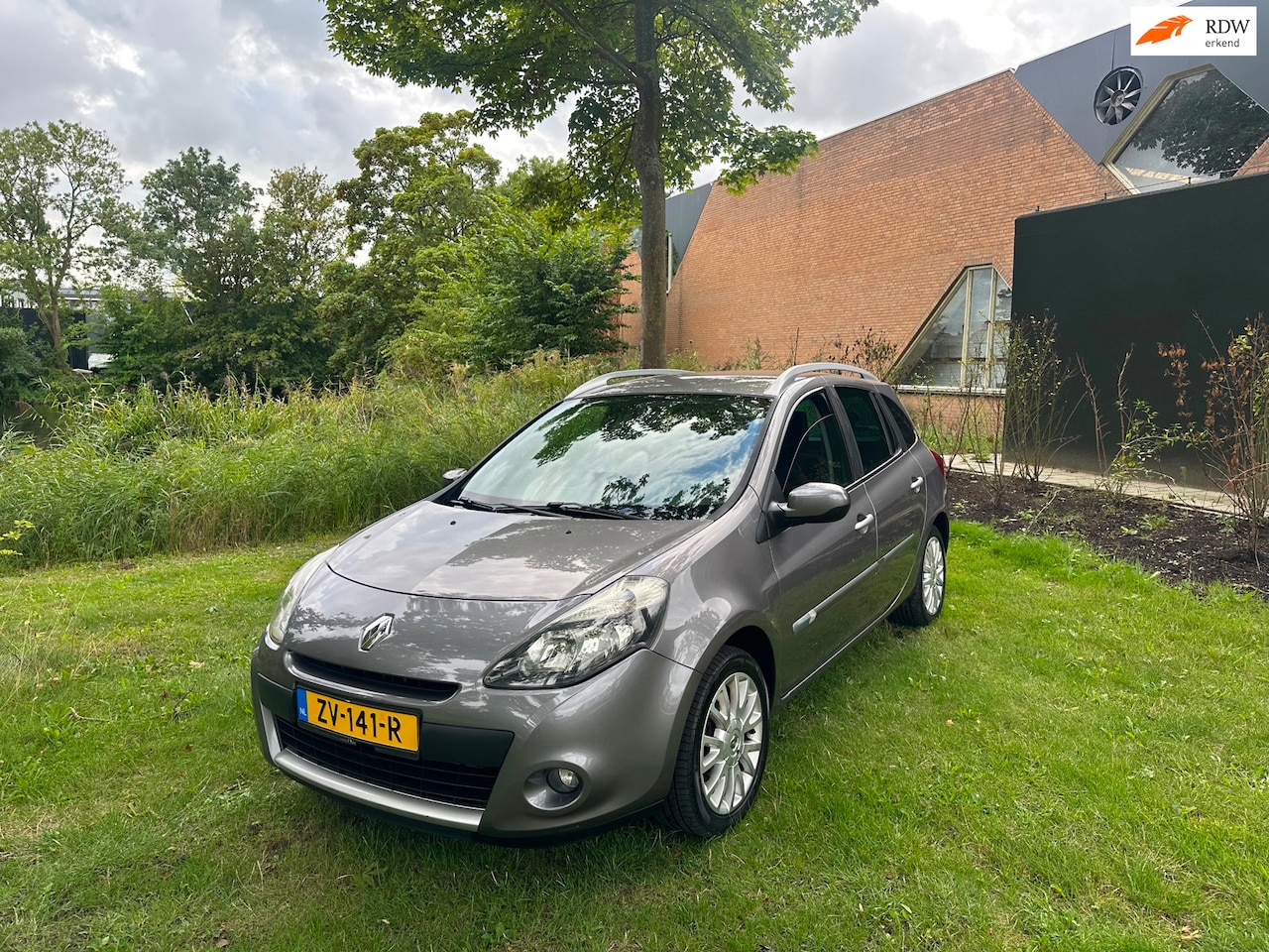 Renault Clio Estate - 1.2 TCE Collection Airco Navi - AutoWereld.nl