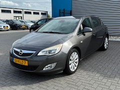 Opel Astra - 1.6 Edition