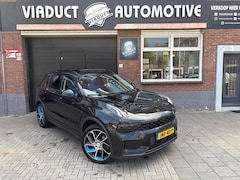 Lynk & Co 01 - 1.5 261pk Pano 360 Graden Camera Sfeer Verlichting Carplay