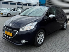 Peugeot 208 - 1.2 PureTech Style Pack