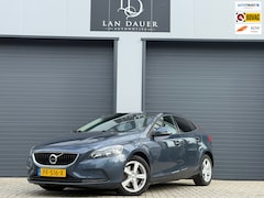 Volvo V40 - 2.0 T2 R-Design / STOELVERWARMING / CRUISE CONTROL