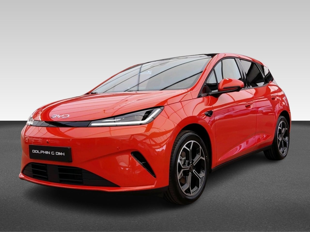 BYD DOLPHIN G - Comfort 1.5L DM-i ComfortSunset Orange105 km EV! - AutoWereld.nl