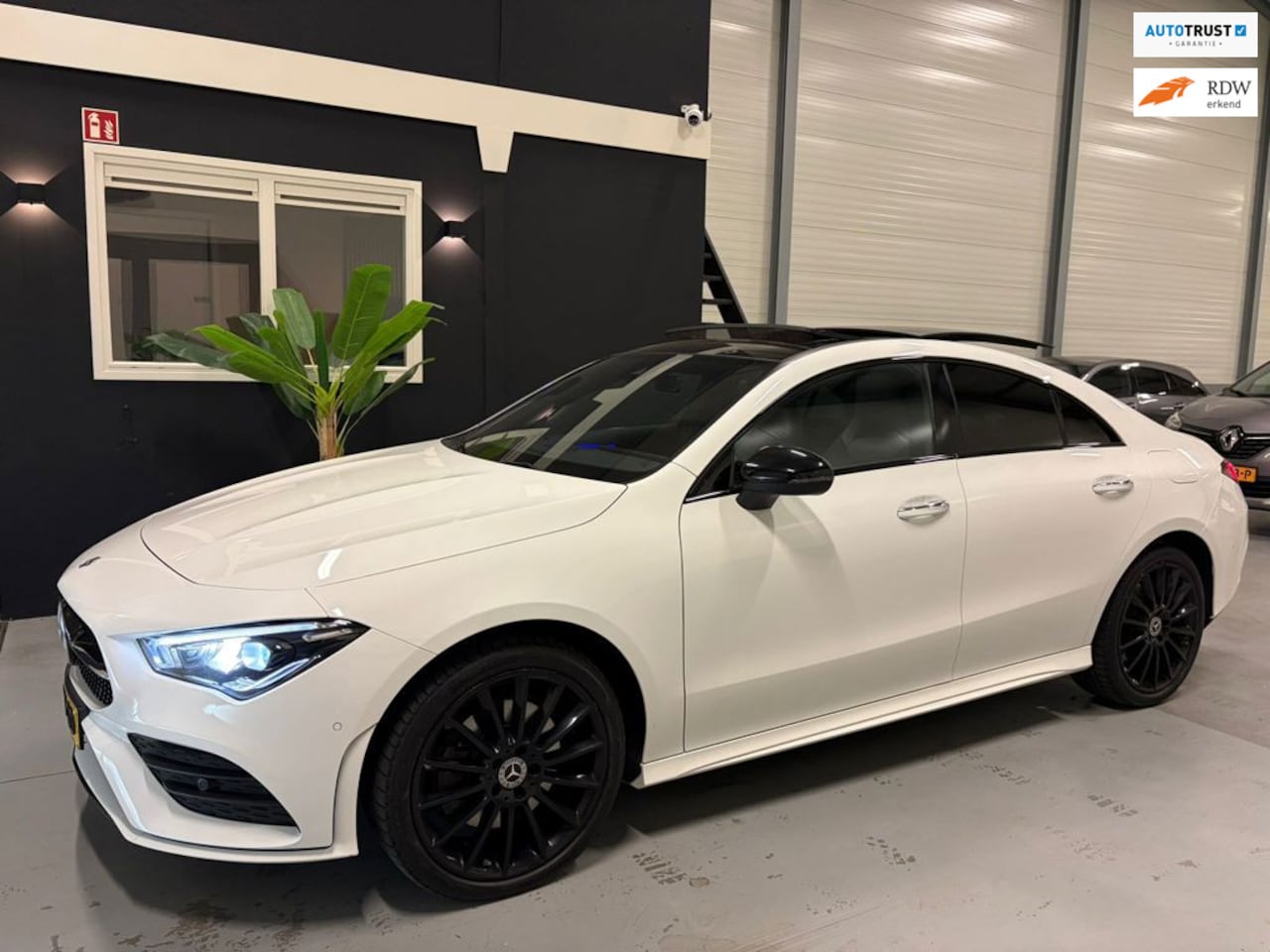 Mercedes-Benz CLA-Klasse - 250 e Premium 250 e Premium - AutoWereld.nl