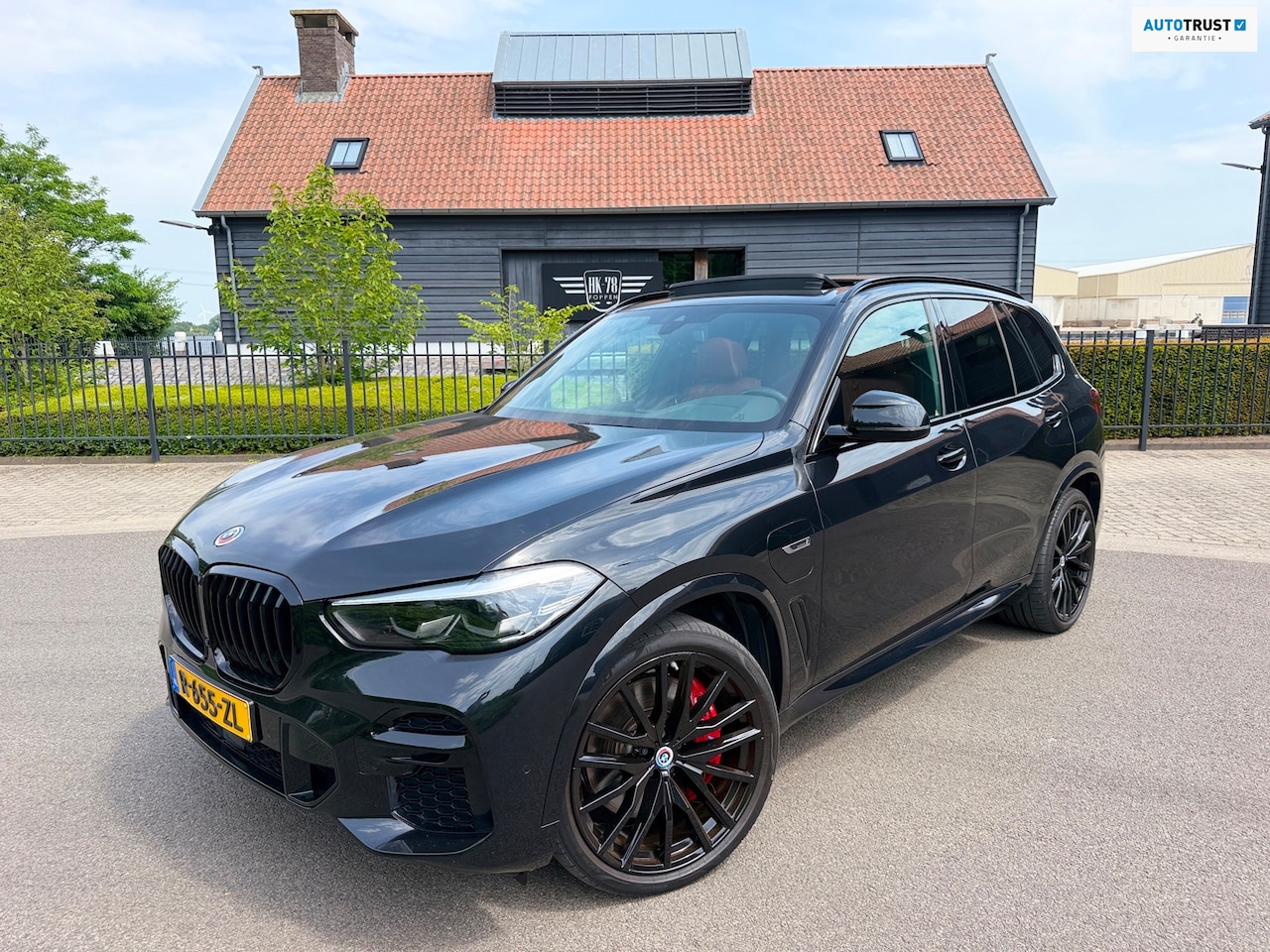 BMW X5 - X-Drive 45e M-50 Jaar Edition Panoramadak Luchtvering 22"Lm Org-Ned Dealer Auto - AutoWereld.nl