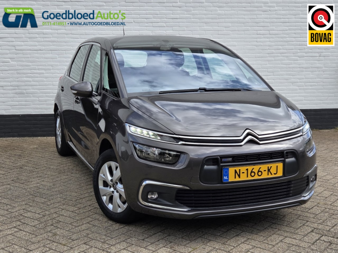 Citroën C4 Picasso - 1.2 130 PK Automaat Selection | Stoelverwarming - AutoWereld.nl