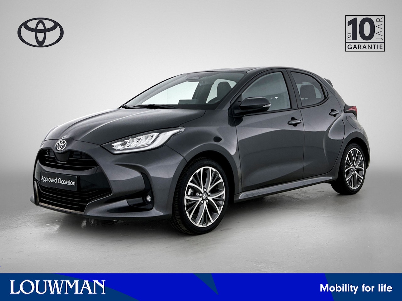 Toyota Yaris - 1.5 Hybrid 130 Executive | BTW voertuig | Stoel+stuurverwarming | Draadloze telefoonlader - AutoWereld.nl