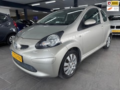 Toyota Aygo - 1.0-12V + airco elektrische pakket half leer lm-velgen 117 dzkm nap