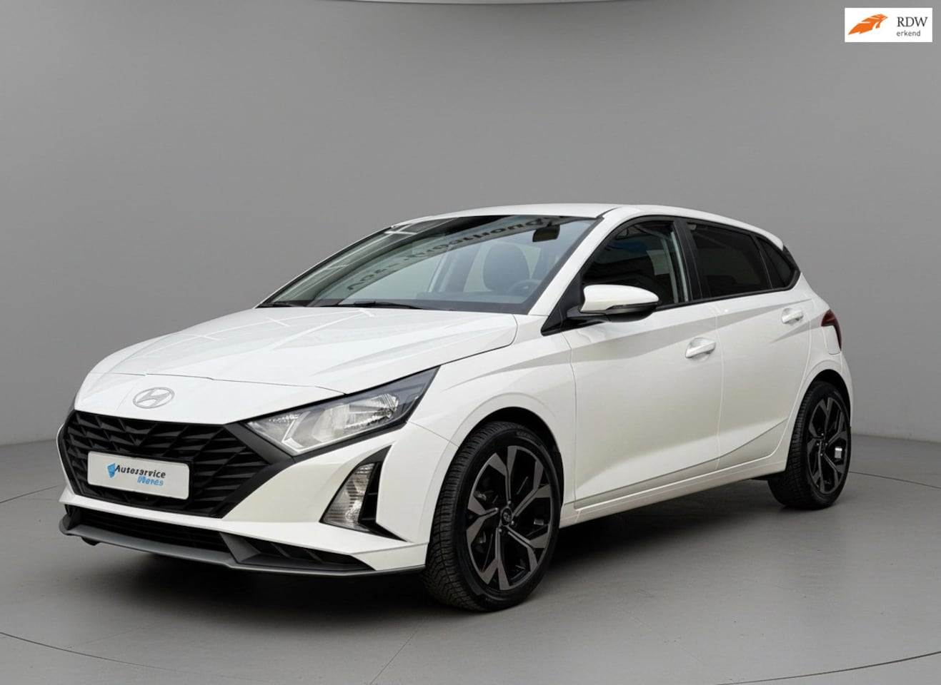 Hyundai i20 - 1.2 MPI i-Motion 1.2 MPI i-Motion, Navi, Camera, cruise, Airco, lane assist, PDC - AutoWereld.nl
